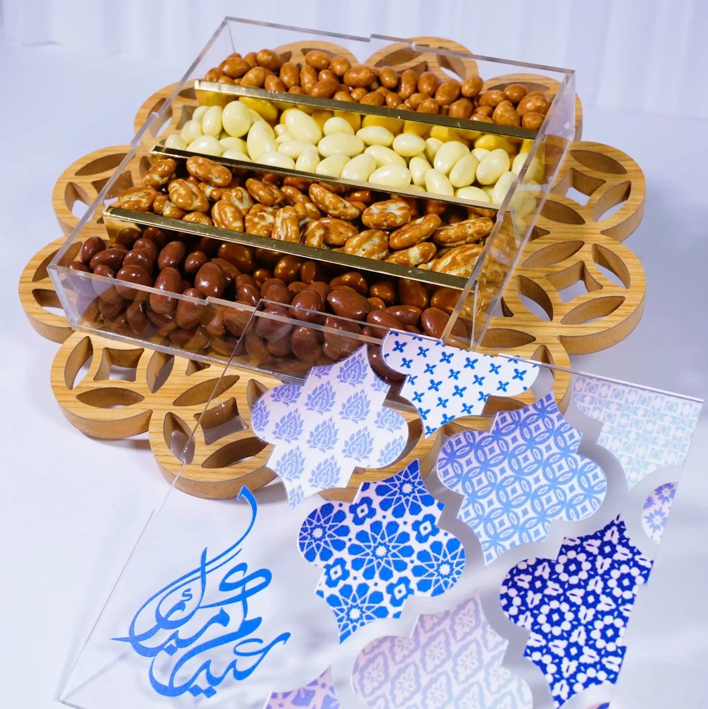 Blue Flower Wood Tray - Assorted Pecan