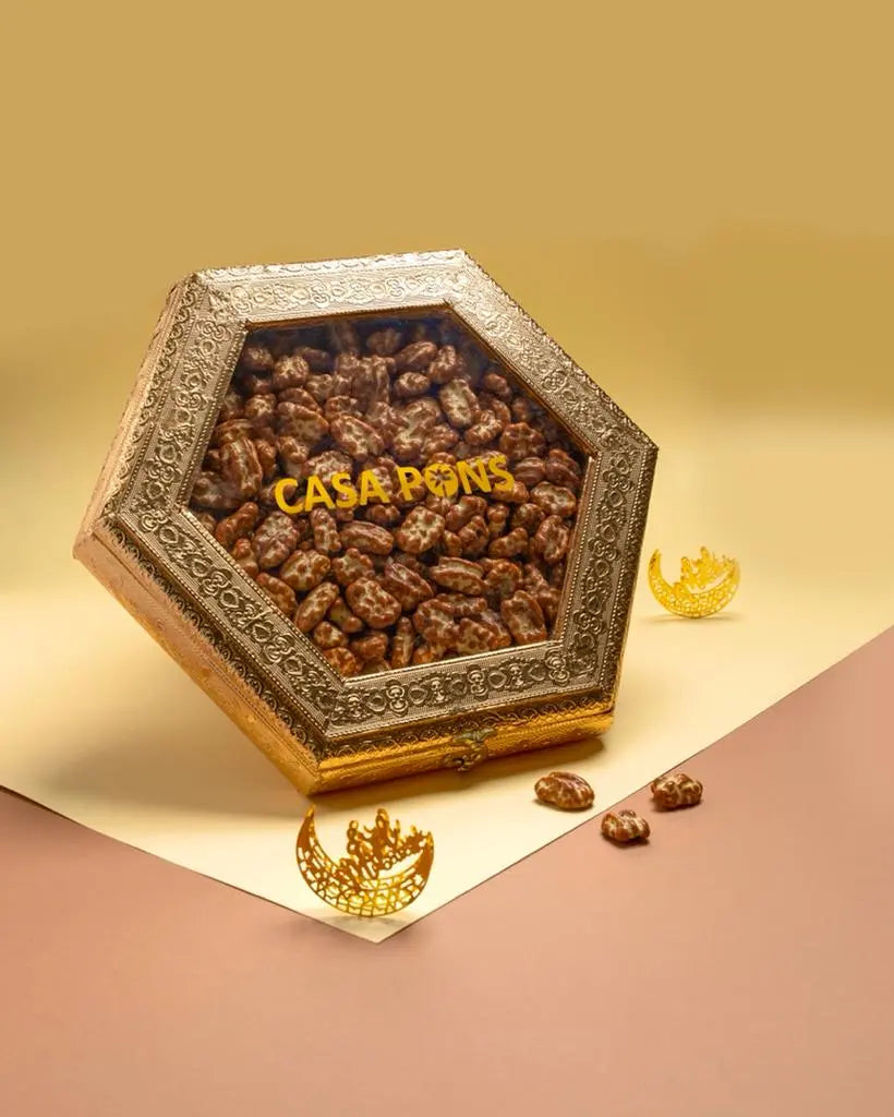 Gold Box Pecan - Medium