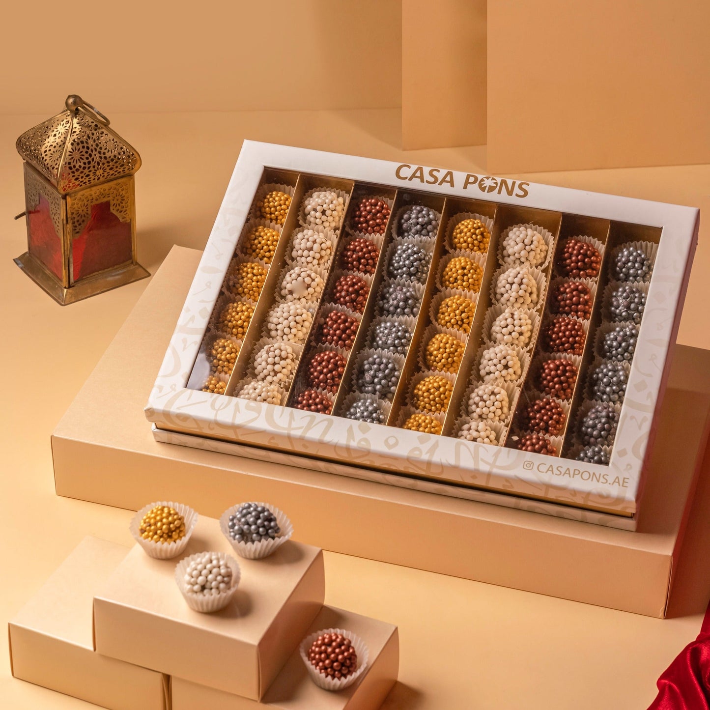 Special Date Balls Box showing bite-sized date balls neatly arranged in a sharing box weighing 672 grams