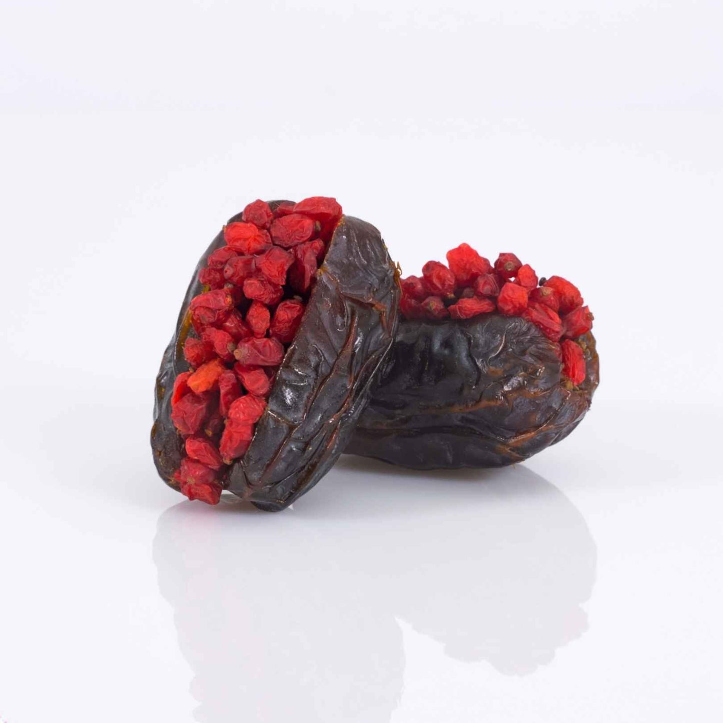 Stuffed Dates with Pomegranate – Premium Arabic Delight