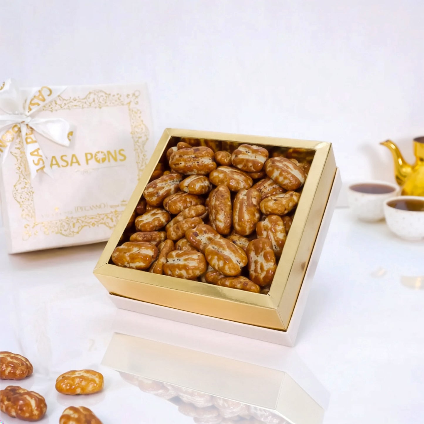 Medium Pecan Caramel Gift Box – Off White Edition