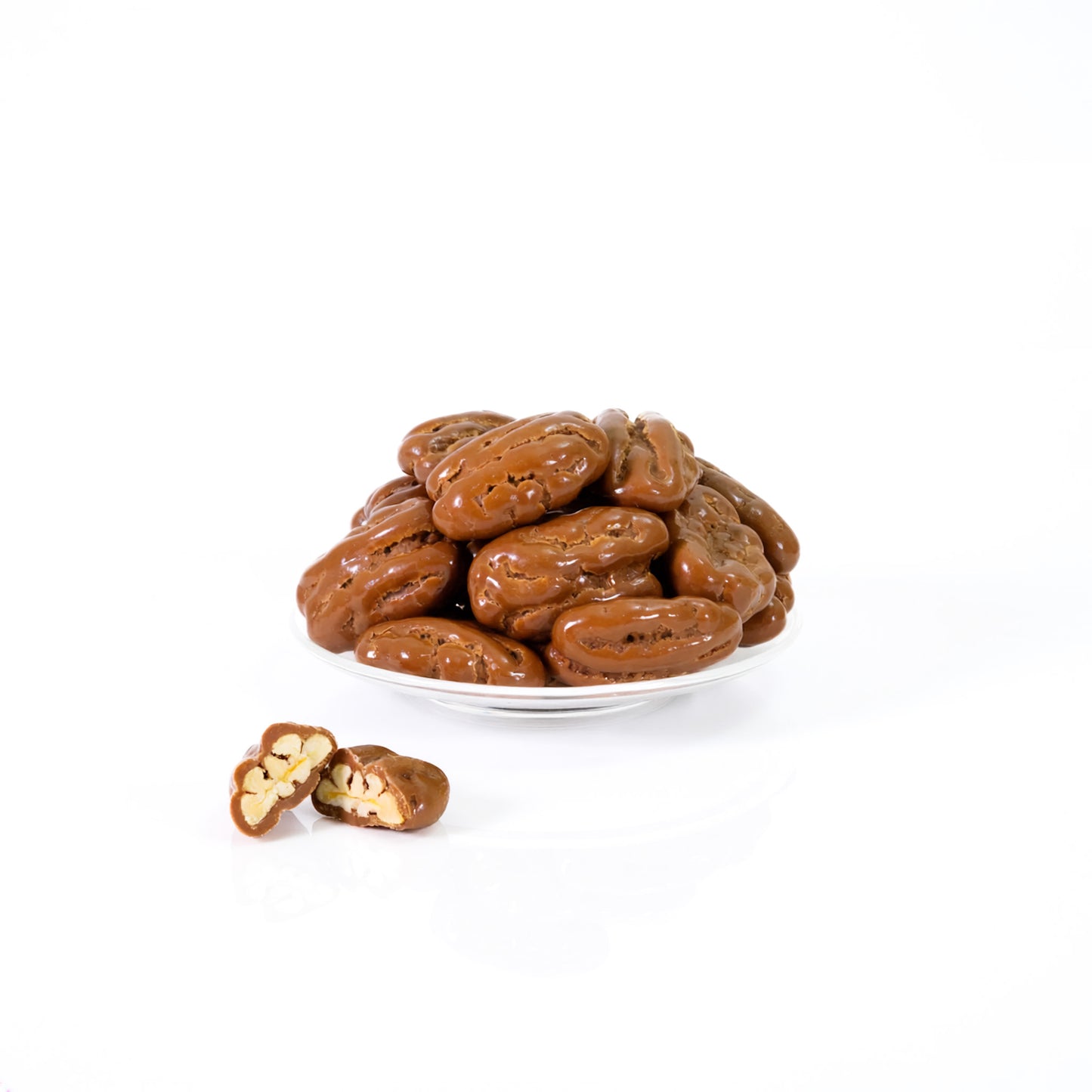 جوز البقان مع شوكولاتة الحليب - جوز البقان المغطى بالشوكولاتة الفاخرة