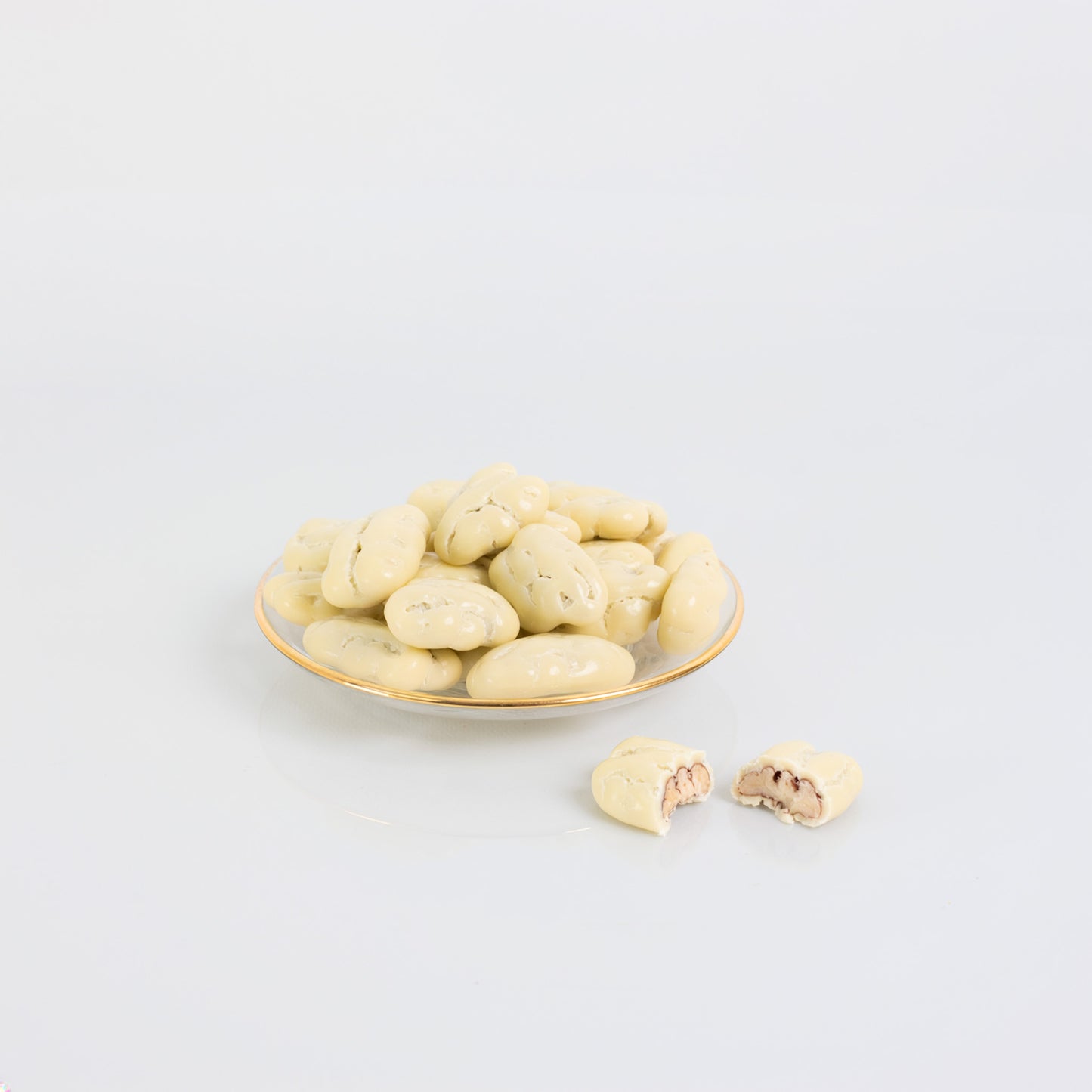 Baby Pecan White Chocolate – Mini Gourmet White Chocolate Pecans (30 g)