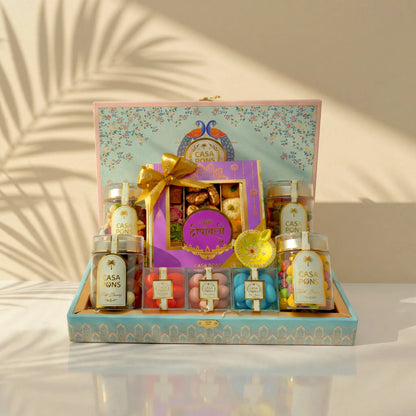 Baby Pink Peacock Medium Basket