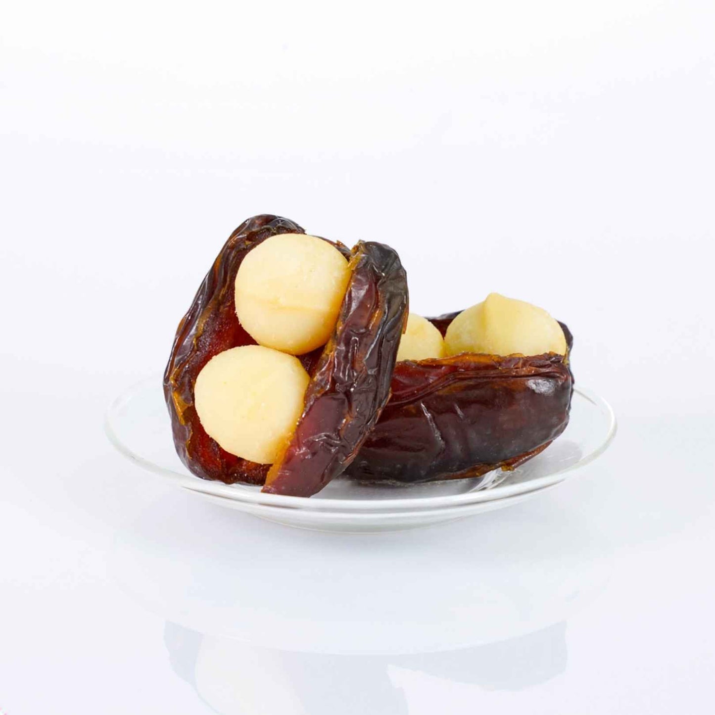 Dates with Macadamia – Premium Stuffed Dates with Buttery Macadamia Nuts