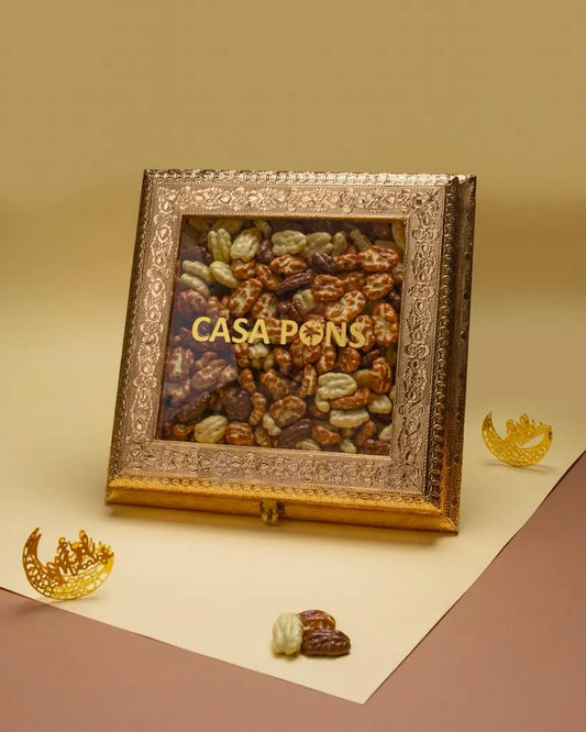 Large Gold Pecan Gift Box – Casa Pons premium caramel-coated pecans in luxury golden packaging