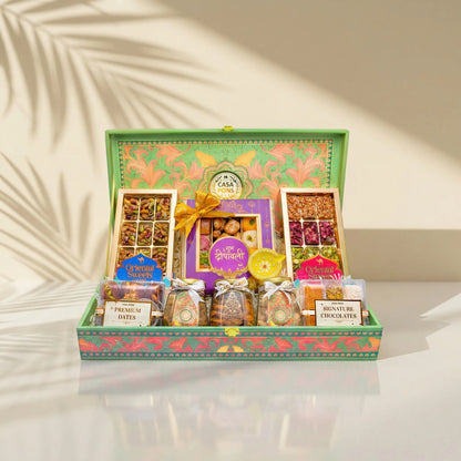 سلة مستطيلة كبيرة من الزهور الملكية