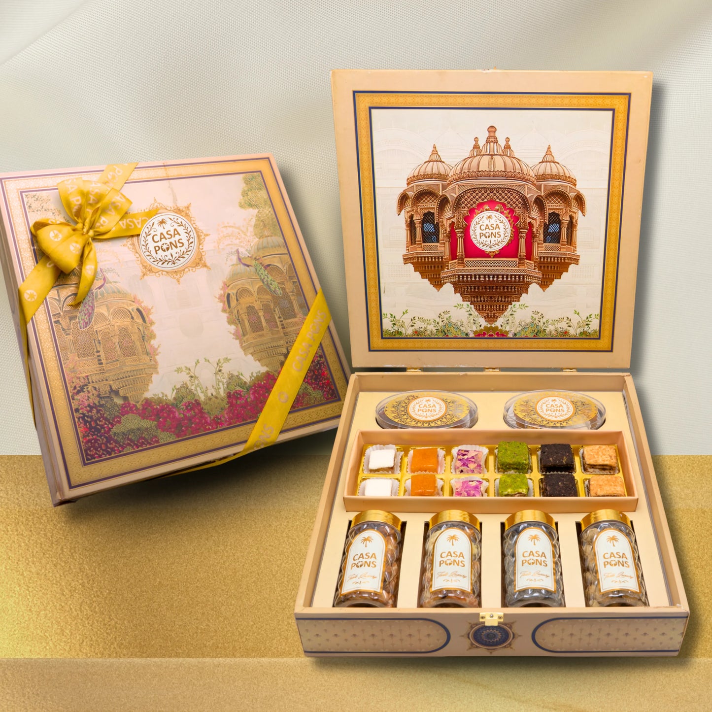 Royal Antique Square Large