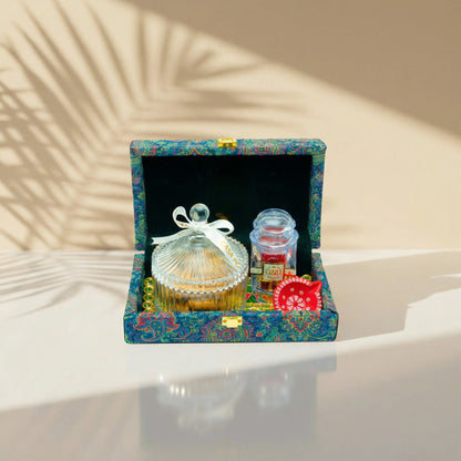 هدية ديوالي صغيرة من الكريستال | علبة هدايا من جوز البقان والكراميل والزعفران الفاخر