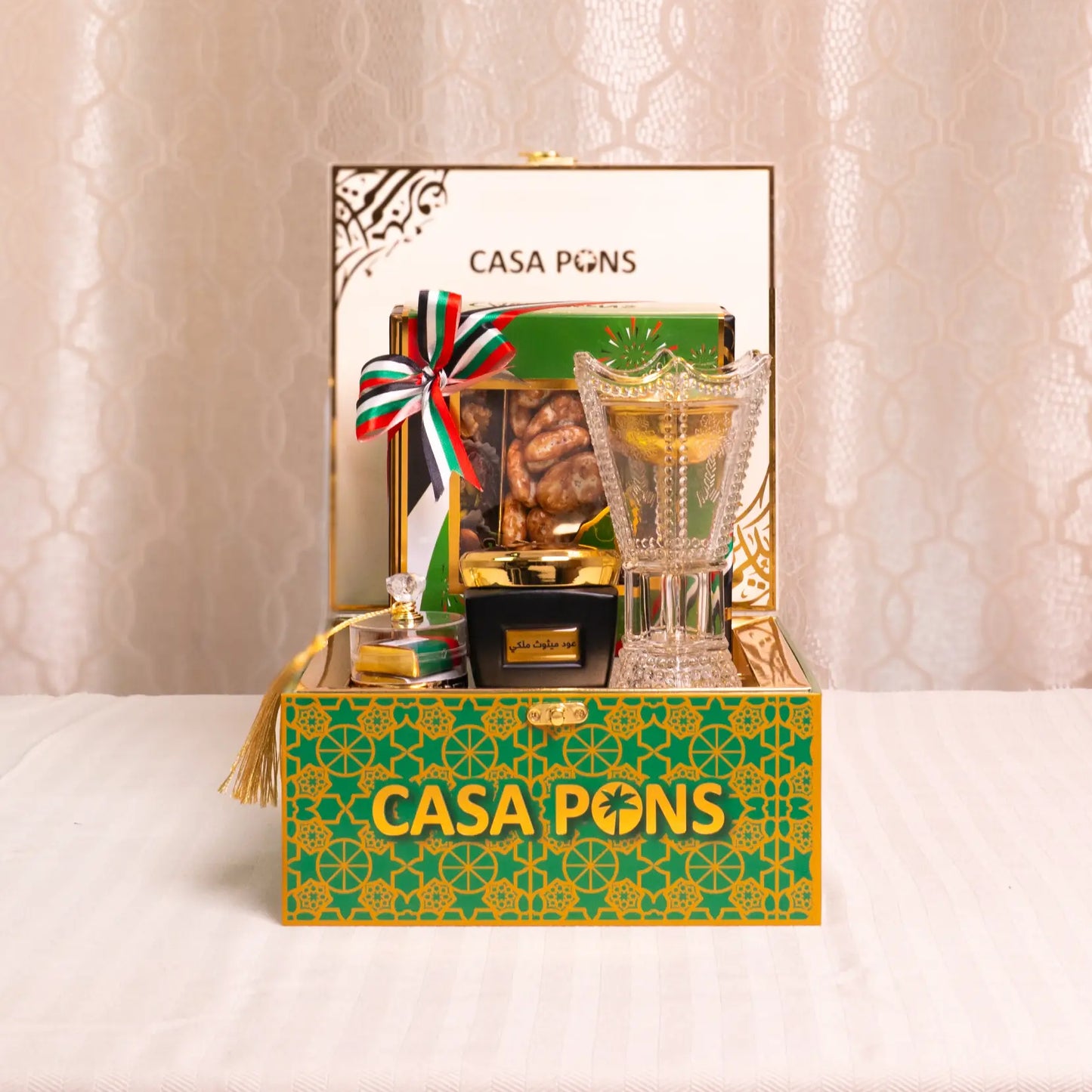 UAE National Day Oud Gift Basket – Green Small Edition