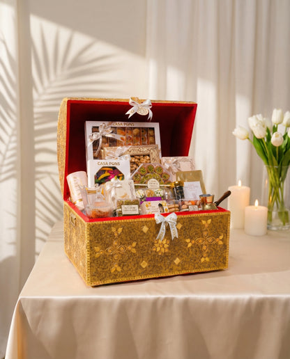 Tresor Gift Chest – Large Luxury Arabic Sweets & Premium Assorted Delicacies