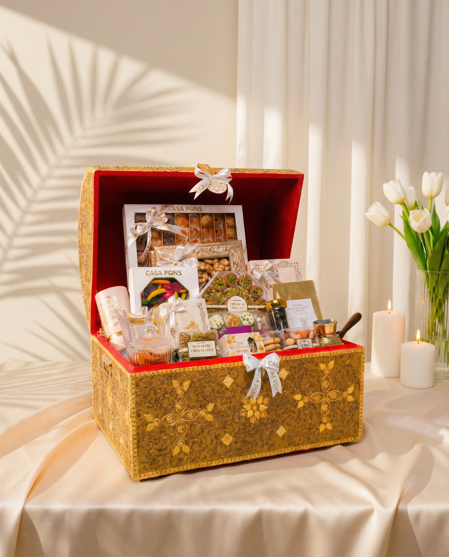 Tresor Gift Chest – Large Luxury Arabic Sweets & Premium Assorted Delicacies