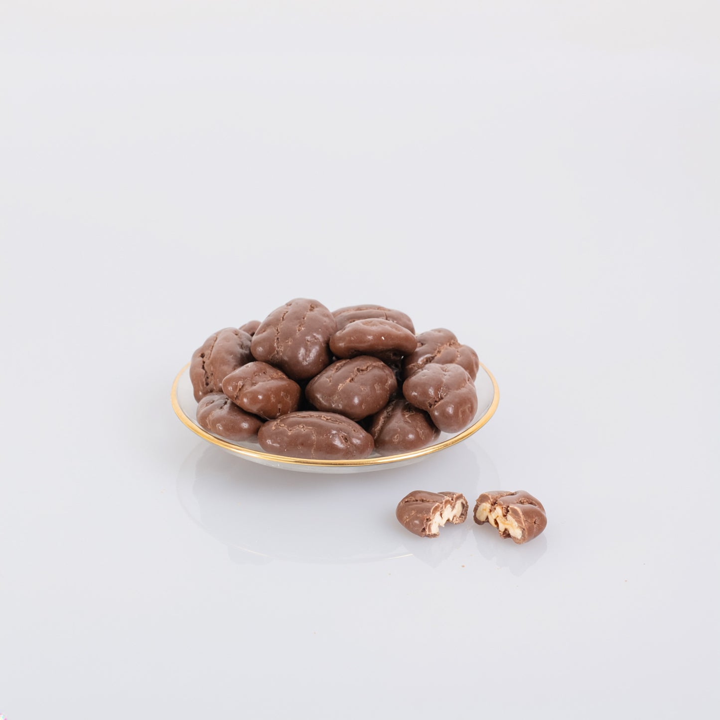 Baby Pecan Milk Chocolate – Mini Gourmet Milk Chocolate Pecans (30 g)